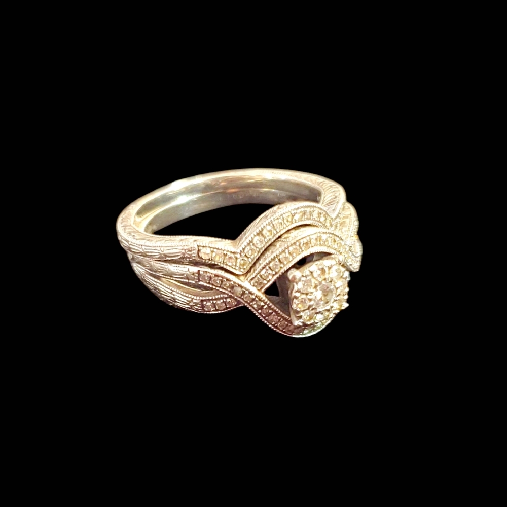 White Gold Diamond Wedding Ring Set